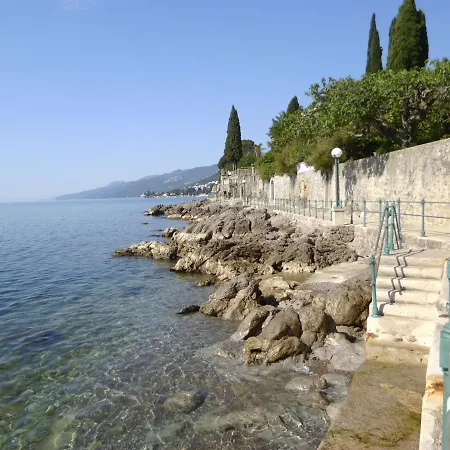 Olive Opatija